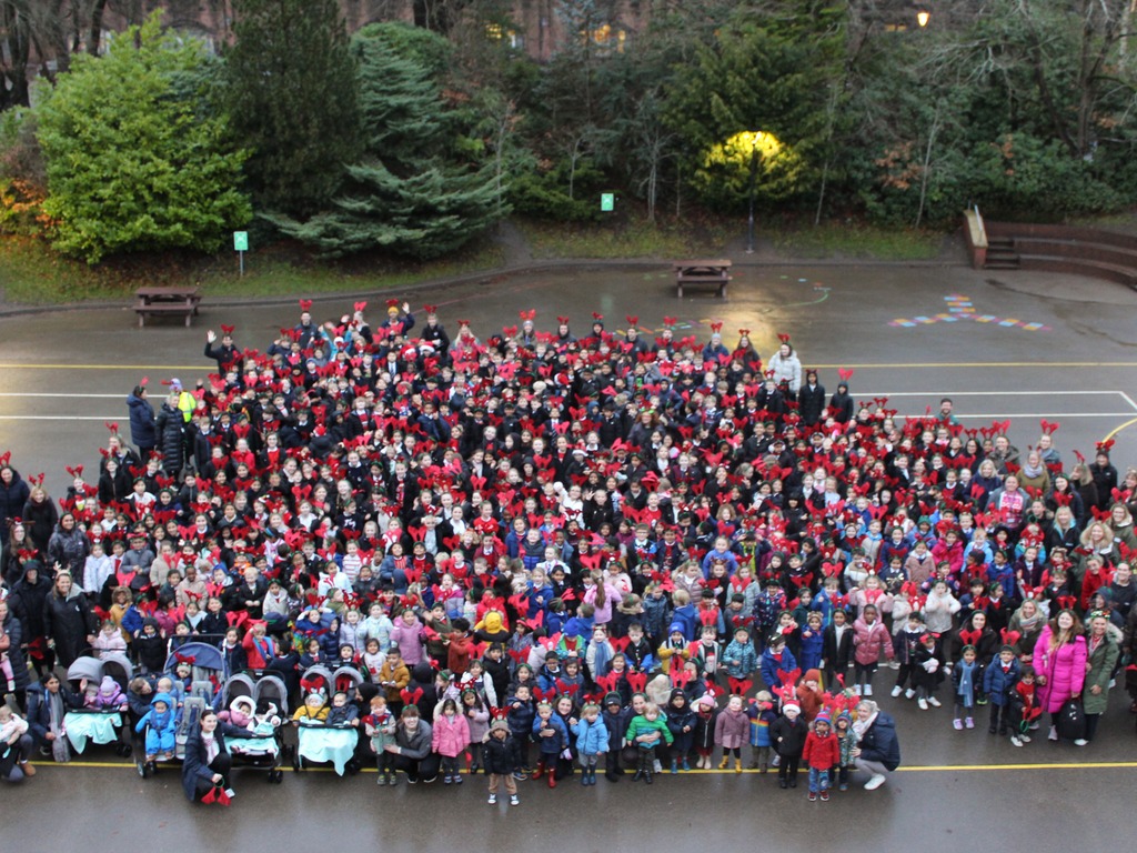 Bolton School Joins Reindeer Run to Raise Funds for Bolton Hospice