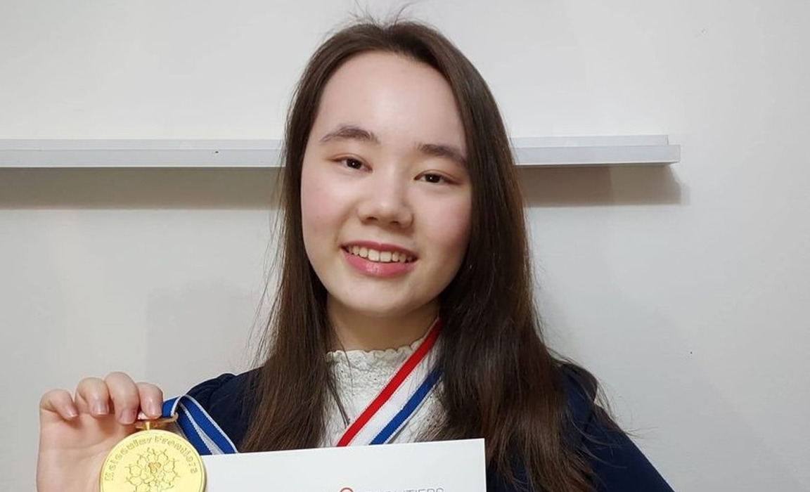 KEHS pupil is first UK girl to win a Molecular Frontiers Inquiry Prize