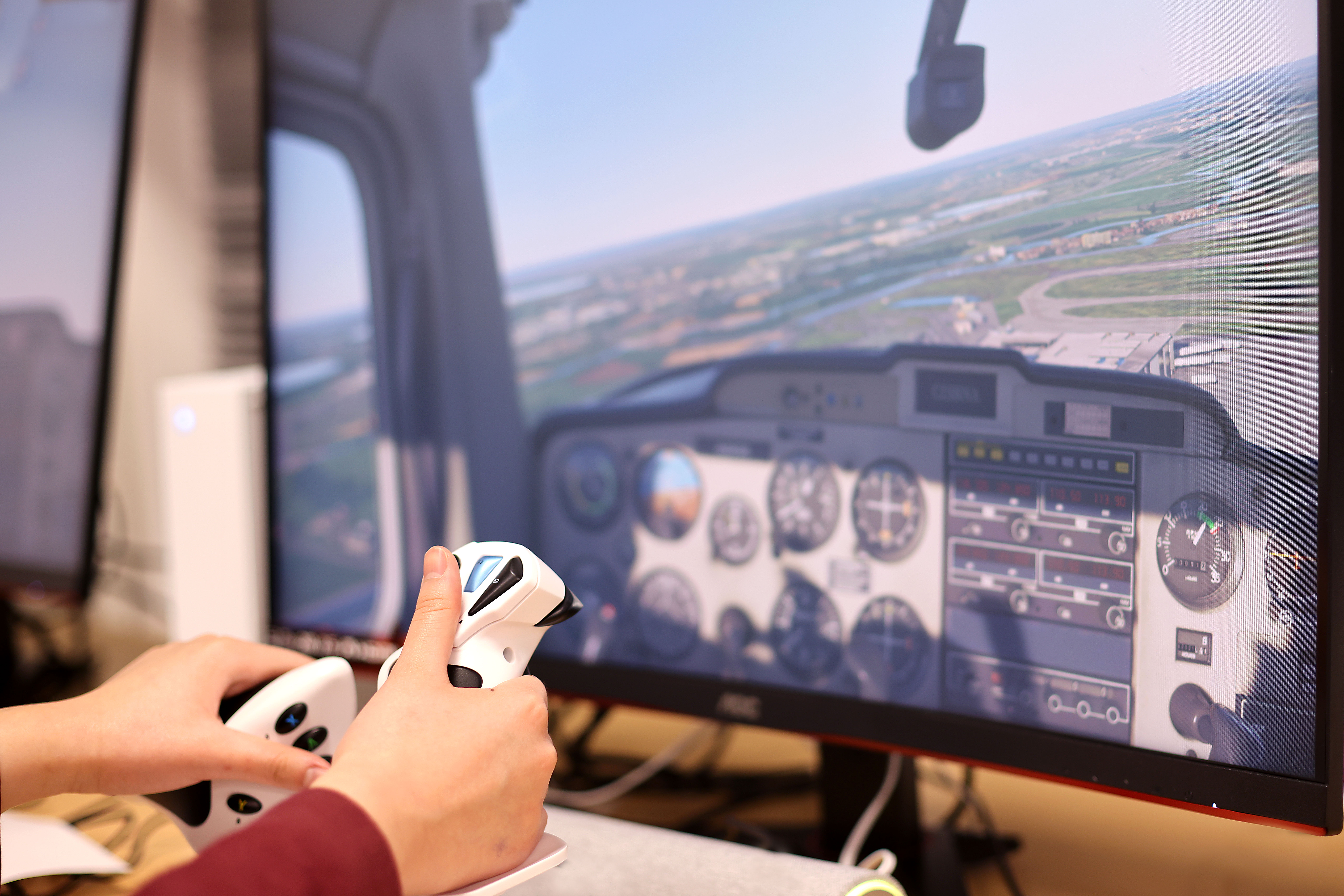 Soaring Ambitions: Portsmouth High School GDST launches British Young Pilots programme