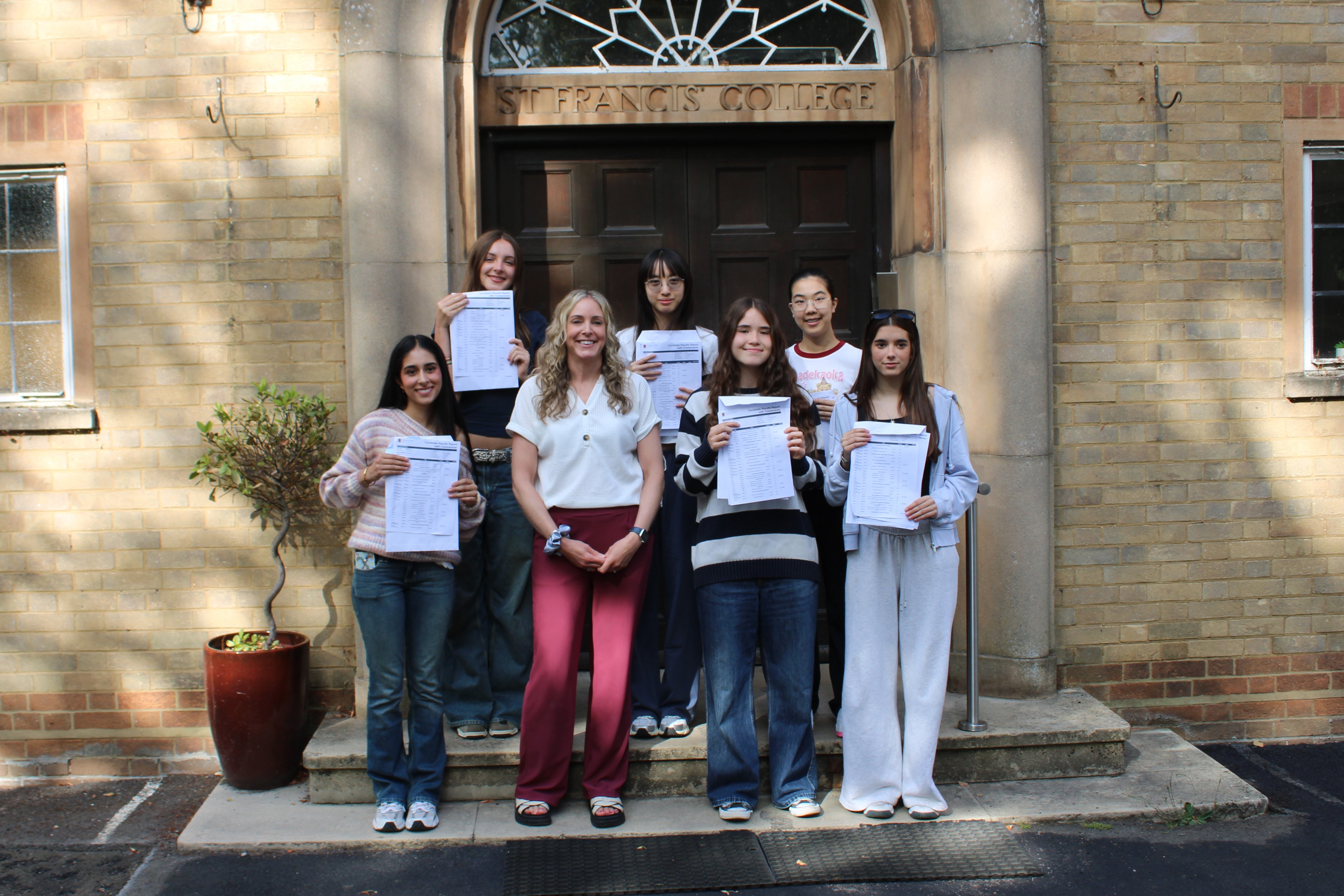 Over Half of St. Francis’ College GCSE Grades Awarded at 9 – 8 (A*)