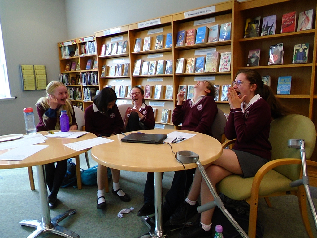 St Helen and St Katharine win Regional Heat of National Reading Champions Quiz