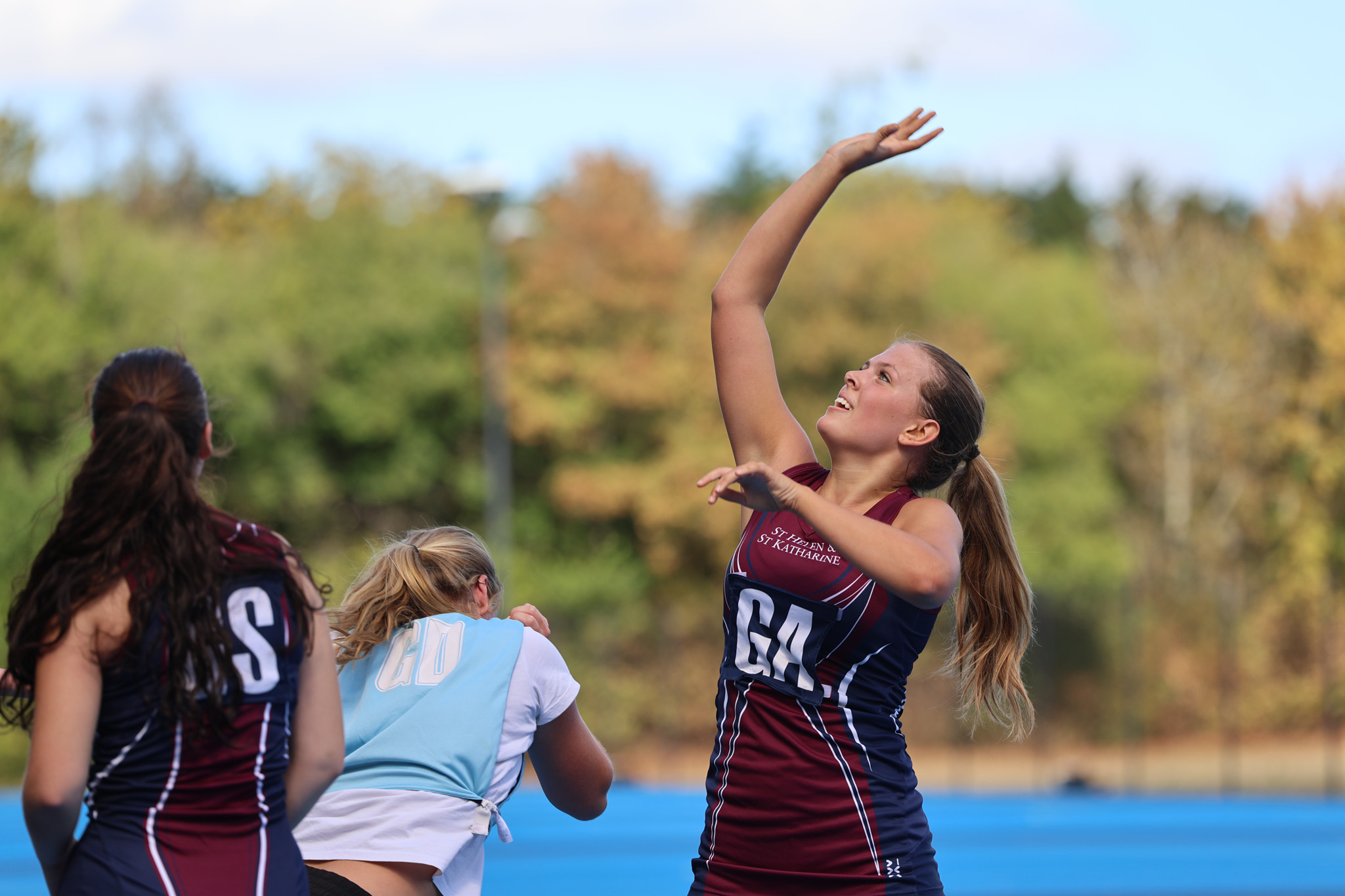 Old Girls take on students in netball and lacrosse