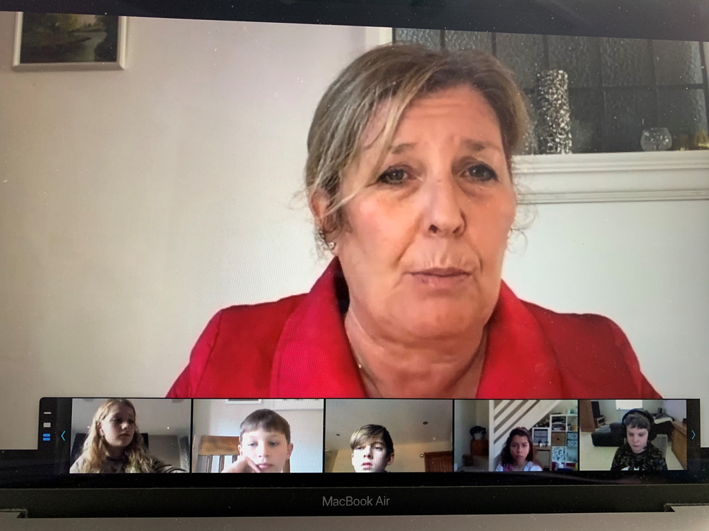 Julie Marson MP joins Year 6 for their online lesson