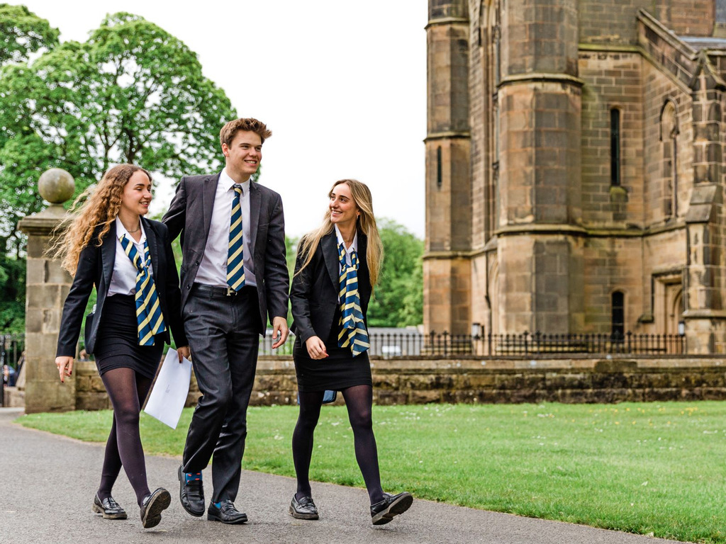 Stonyhurst IB pupils receive results