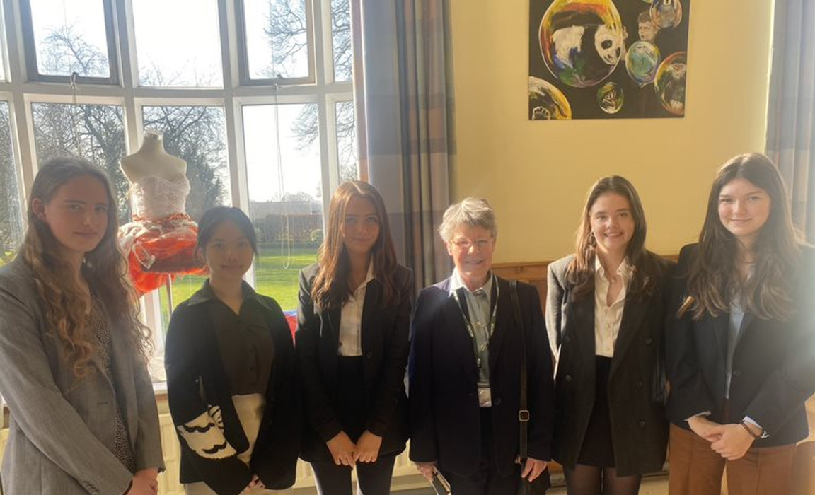 Astrophysicist inspires girls at The Mount to explore STEM