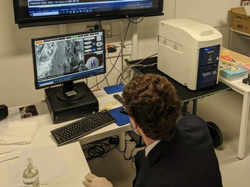 Boy using Scanning Electron Microsope CROP 1